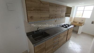 Apartamento de 2 alcobas en arriendo en Aliadas, Medellín, 70 m² · foto 6 de 12