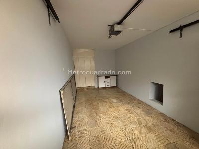 Casa en arriendo en Santa Teresita, Medellín · foto 3 de 16
