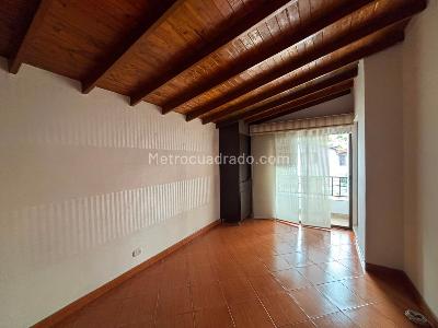 Casa en arriendo en Santa Teresita, Medellín · foto 9 de 16