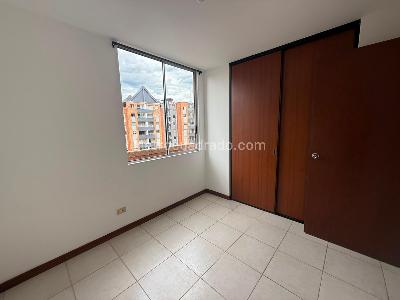 Apartamento en arriendo en Buenos Aires, Medellín · foto 4 de 14
