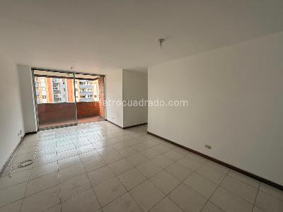 Apartamento en arriendo en Buenos Aires, Medellín · foto 13 de 14