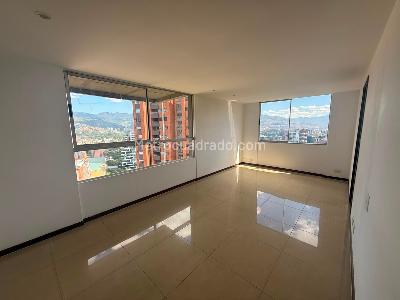 Apartamento de 3 alcobas en arriendo en Los Balsos 1, Medellín, 140 m² · foto 7 de 14