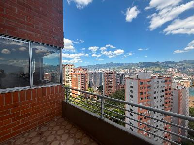 Apartamento de 3 alcobas en arriendo en Los Balsos 1, Medellín, 140 m² · foto 13 de 14