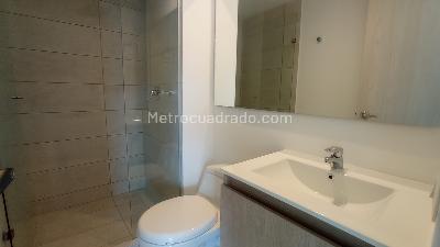 Apartamento en arriendo en Villagrande, Envigado · foto 2 de 19