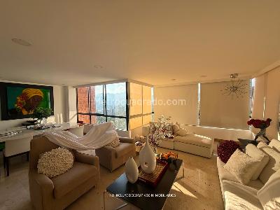 Apartamento de 3 alcobas en arriendo en Loma Del Campestre, Medellín, 134 m² · foto 2 de 12