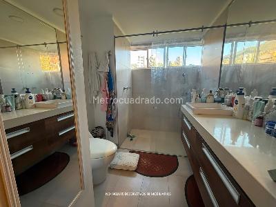 Apartamento de 3 alcobas en arriendo en Loma Del Campestre, Medellín, 134 m² · foto 11 de 12