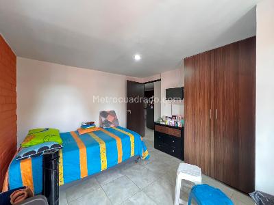 Apartamento de 2 alcobas en venta en San Bernardo, Medellín, 49 m² · foto 8 de 14