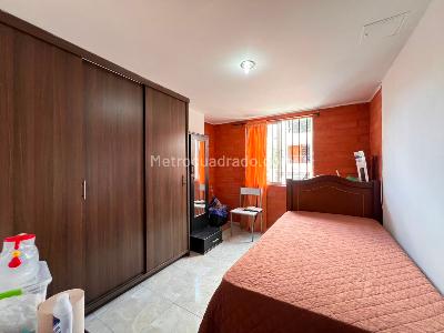 Apartamento de 2 alcobas en venta en San Bernardo, Medellín, 49 m² · foto 9 de 14