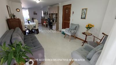 Apartamento de 2 alcobas en arriendo en La Castellana, Medellín, 72 m² · foto 3 de 13