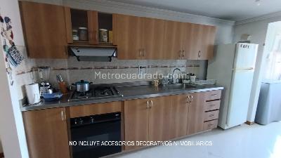 Apartamento de 2 alcobas en arriendo en La Castellana, Medellín, 72 m² · foto 6 de 13