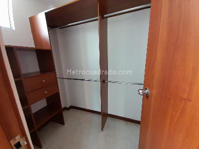 Apartamento de 2 alcobas en arriendo en Loma De Los Gonzalez, Medellín, 76 m² · foto 16 de 17