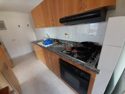 Apartamento de 2 alcobas en arriendo en Loma De Los Gonzalez, Medellín, 76 m² · foto 5 de 17