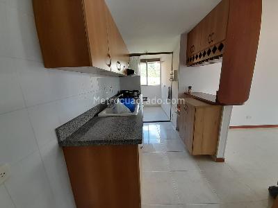 Apartamento de 2 alcobas en arriendo en Loma De Los Gonzalez, Medellín, 76 m² · foto 6 de 17