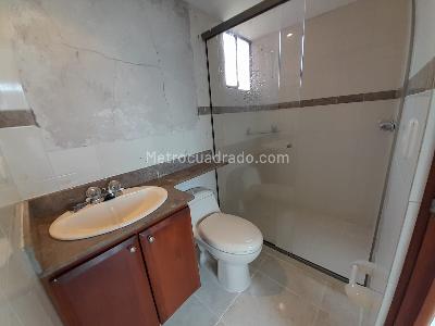 Apartamento de 2 alcobas en arriendo en Loma De Los Gonzalez, Medellín, 76 m² · foto 14 de 17