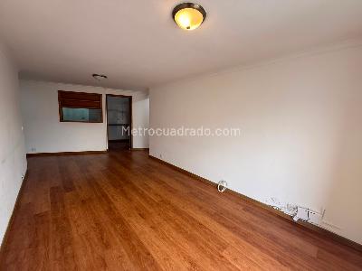 Apartamento de 3 alcobas en arriendo en Patio Bonito, Medellín, 78 m² · foto 7 de 11