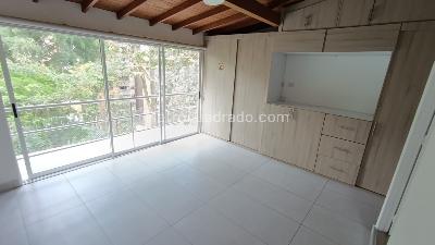 Casa en arriendo en La Cuenca, Envigado · foto 7 de 15
