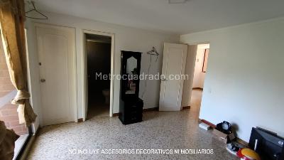 Apartamento de 3 alcobas en arriendo en Conquistadores, Medellín, 165 m² · foto 10 de 15