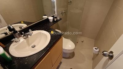 Apartamento de 3 alcobas en arriendo en Conquistadores, Medellín, 165 m² · foto 14 de 15