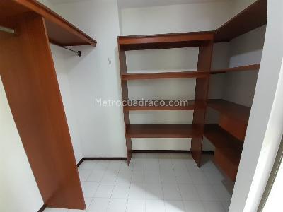 Apartamento de 3 alcobas en arriendo en Castropol, Medellín, 117 m² · foto 15 de 16