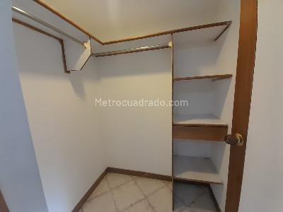 Apartamento de 2 alcobas en arriendo en Castropol, Medellín, 72 m² · foto 15 de 16