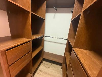 Apartamento de 1 alcoba en arriendo en Loma De Los Gonzalez, Medellín, 67 m² · foto 3 de 9