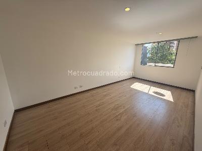 Apartamento de 1 alcoba en arriendo en Loma De Los Gonzalez, Medellín, 67 m² · foto 8 de 9