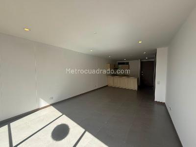 Apartamento de 1 alcoba en arriendo en Loma De Los Gonzalez, Medellín, 67 m² · foto 9 de 9