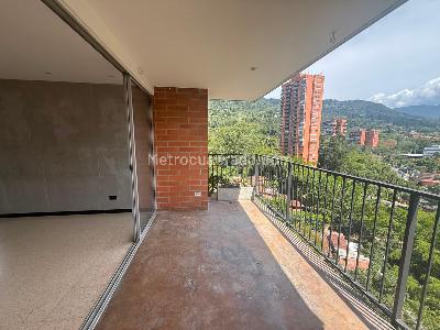 Apartamento en arriendo en San Lucas, Medellín · foto 2 de 10