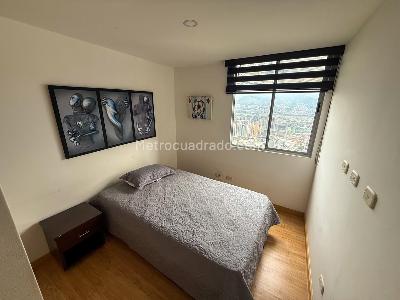 Apartamento de 3 alcobas en arriendo en Asomadera 1, Medellín, 102 m² · foto 9 de 14