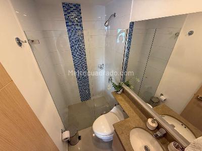 Apartamento de 3 alcobas en arriendo en Asomadera 1, Medellín, 102 m² · foto 11 de 14