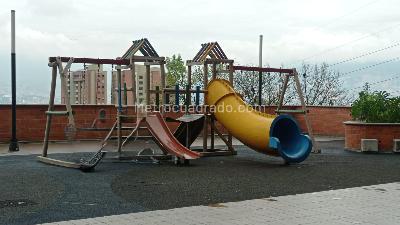 Apartamento de 3 alcobas en arriendo en Asomadera 1, Medellín, 102 m² · foto 13 de 14