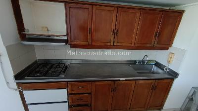 Apartamento de 3 alcobas en arriendo en San Bernardo, Medellín, 75 m² · foto 5 de 14
