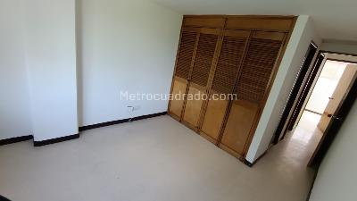 Apartamento de 3 alcobas en arriendo en San Bernardo, Medellín, 75 m² · foto 8 de 14