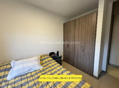 Apartamento en arriendo en Loma De Las Brujas, Envigado · foto 10 de 16