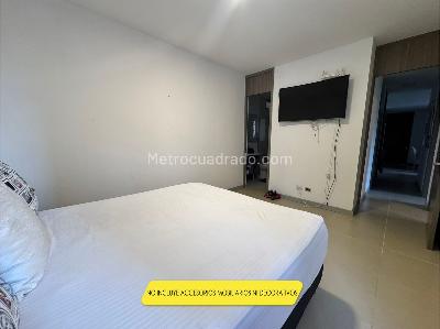 Apartamento en arriendo en Loma De Las Brujas, Envigado · foto 13 de 16