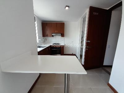 Apartamento de 1 alcoba en arriendo en Las Lomas 1, Medellín, 48 m² · foto 8 de 17