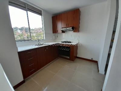 Apartamento de 1 alcoba en arriendo en Las Lomas 1, Medellín, 48 m² · foto 10 de 17