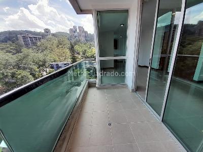 Apartamento de 1 alcoba en arriendo en Las Lomas 1, Medellín, 48 m² · foto 13 de 17