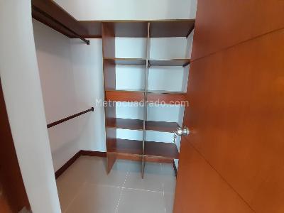 Apartamento de 1 alcoba en arriendo en Las Lomas 1, Medellín, 48 m² · foto 15 de 17