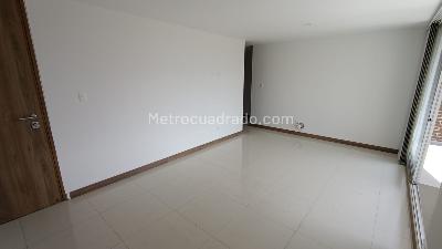 Apartamento de 3 alcobas en arriendo en Malibu, Medellín, 85 m² · foto 2 de 16