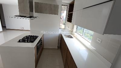 Apartamento de 3 alcobas en arriendo en Malibu, Medellín, 85 m² · foto 6 de 16
