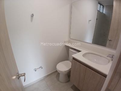 Apartamento de 3 alcobas en venta en Santa Ana, Bello, 70 m² · foto 3 de 17
