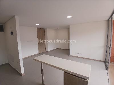 Apartamento de 3 alcobas en venta en Santa Ana, Bello, 70 m² · foto 10 de 17