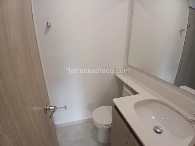 Apartamento de 3 alcobas en venta en Santa Ana, Bello, 70 m² · foto 11 de 17