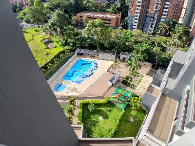 Apartamento de 3 alcobas en arriendo en Colinas Del Sur, Itagüí, 78 m² · foto 2 de 20