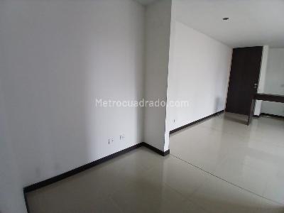Apartamento de 3 alcobas en arriendo en Colinas Del Sur, Itagüí, 78 m² · foto 5 de 20