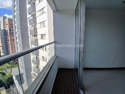 Apartamento de 3 alcobas en arriendo en Colinas Del Sur, Itagüí, 78 m² · foto 8 de 20