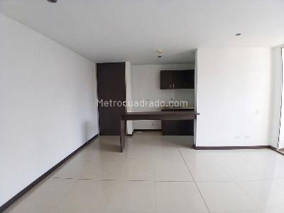 Apartamento de 3 alcobas en arriendo en Colinas Del Sur, Itagüí, 78 m² · foto 13 de 20