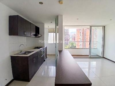 Apartamento de 3 alcobas en arriendo en Colinas Del Sur, Itagüí, 78 m² · foto 14 de 20