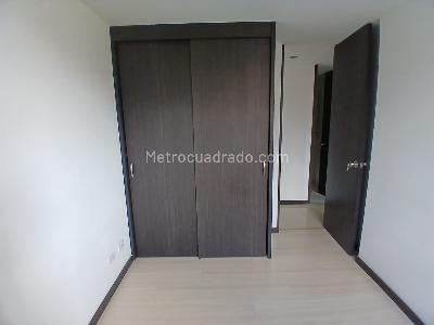 Apartamento de 3 alcobas en arriendo en Colinas Del Sur, Itagüí, 78 m² · foto 18 de 20